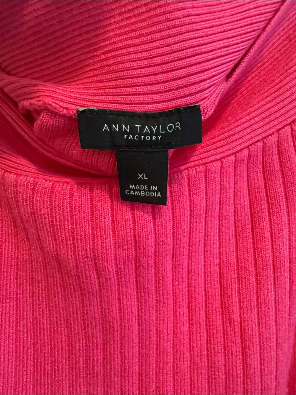 Ann Taylor Tank - Picture 3 of 4
